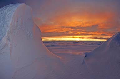 Arktis Kreuzfahrt Expedition im Nordpolarmeer