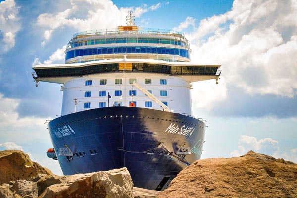 TUI Cruises Mein Schiff Kreuzfahrten und Reisen 2023 & 2024 buchen