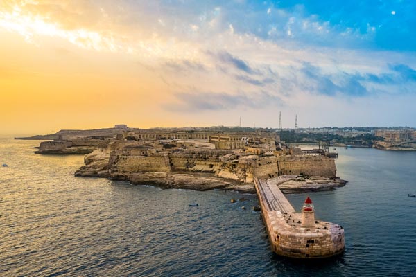 Seven Seas Grandeur Malta Kreuzfahrt Reisen 2024 buchen
