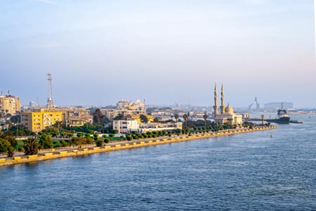 Seven Seas Voyager Suezkanal Reise RouteSuez-Kanal-Passage Kreuzfahrt ab Barcelona bis Dubai