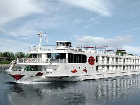 Reise Seine Kreuzfahrt ab/bis Paris buchen