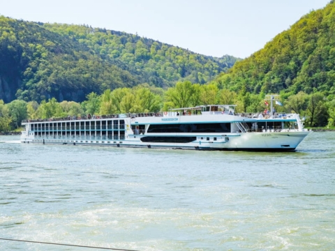 Kreuzfahrt auf der Adora für Herbst 2024 buchen