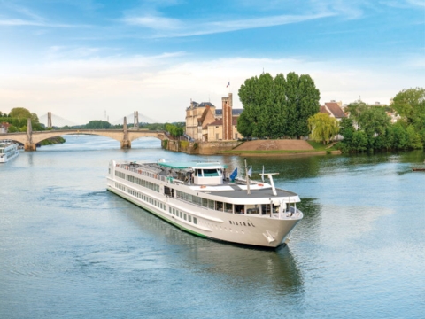 Mistral Kreuzfahrt Reisen 2025, 2026, 2027 & 2028 buchen