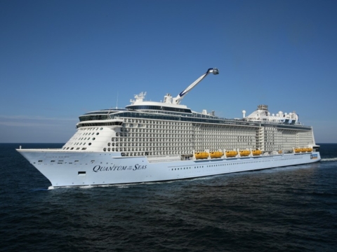 Quantum of the Seas Kurzreisen 2025 & 2026 buchen