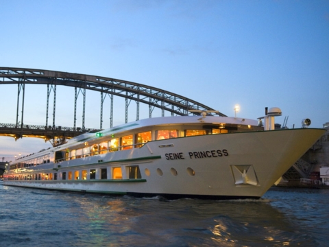 Seine Princess Kreuzfahrt Reisen 2024, 2025, 2026 & 2027 buchen