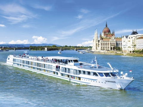 Symphonie Kreuzfahrt Reisen 2025, 2026, 2027, 2028, 2029 & 2030 buchen