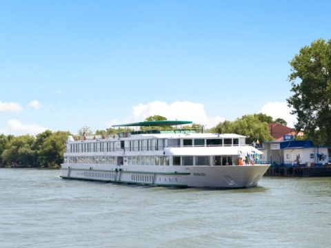 Vivaldi Kreuzfahrt Reisen 2025, 2026, 2027, 2028, 2029 & 2030 buchen